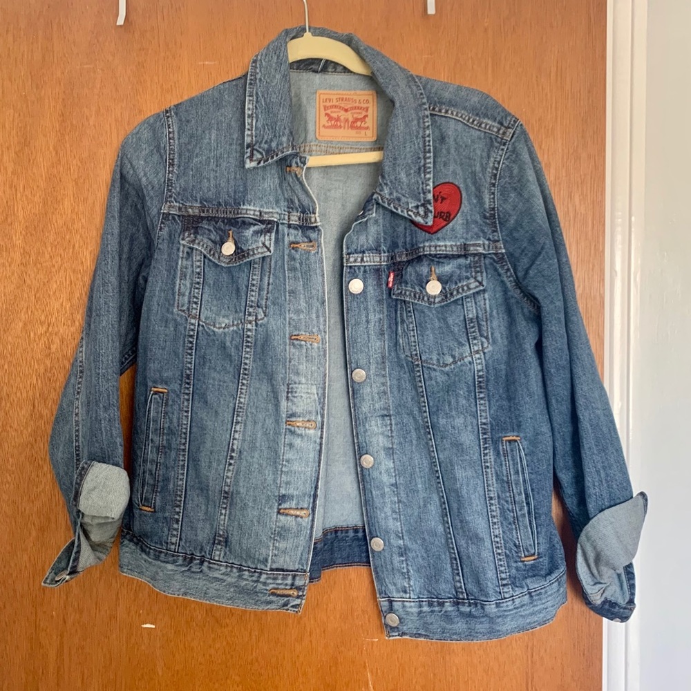 Women’s LG Levi’s Denim Jean Jacket do not disturb